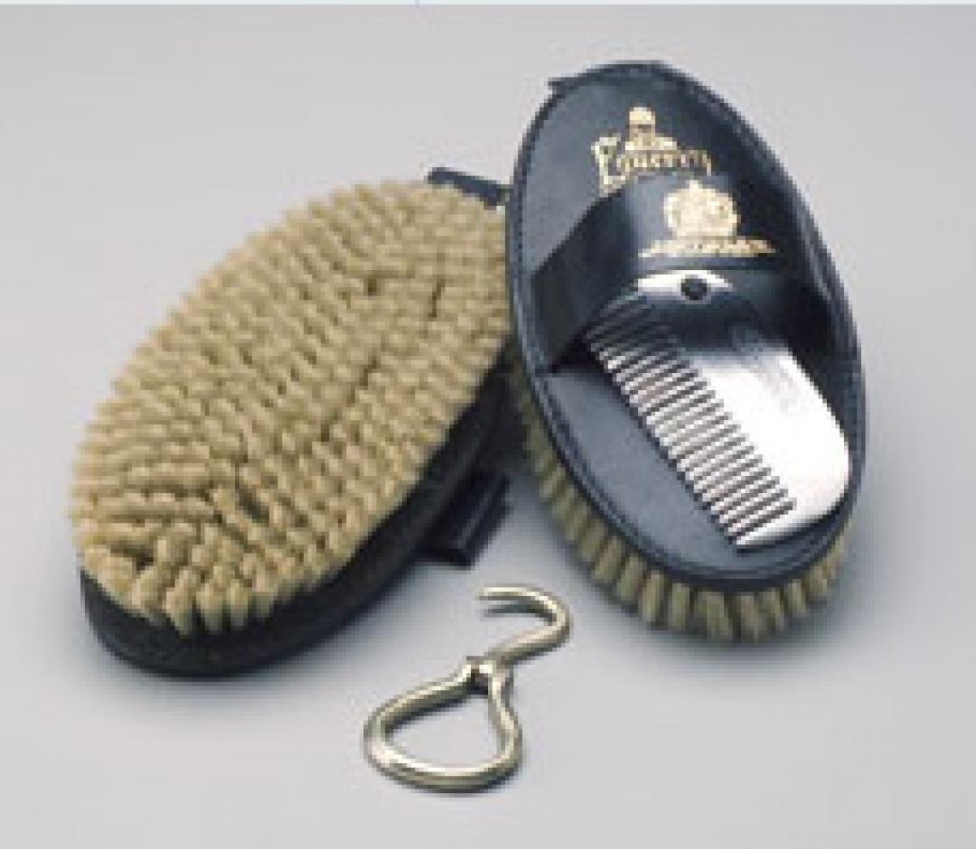 GROOMING KIT
